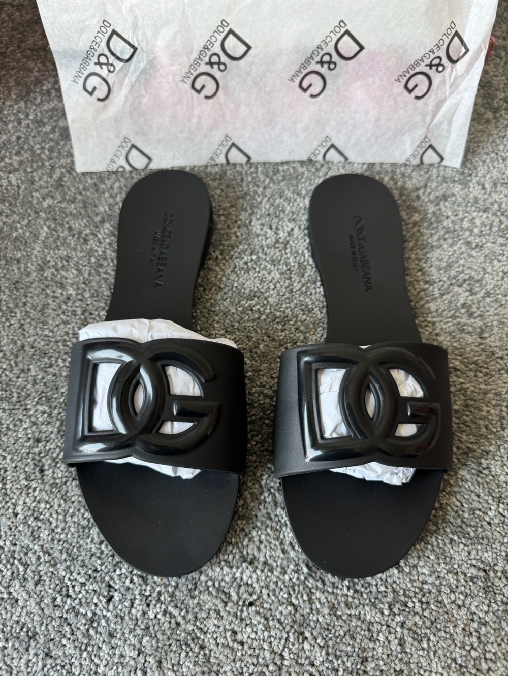 Dolce & Gabbana Women’s Black DG Logo Slide Sandals